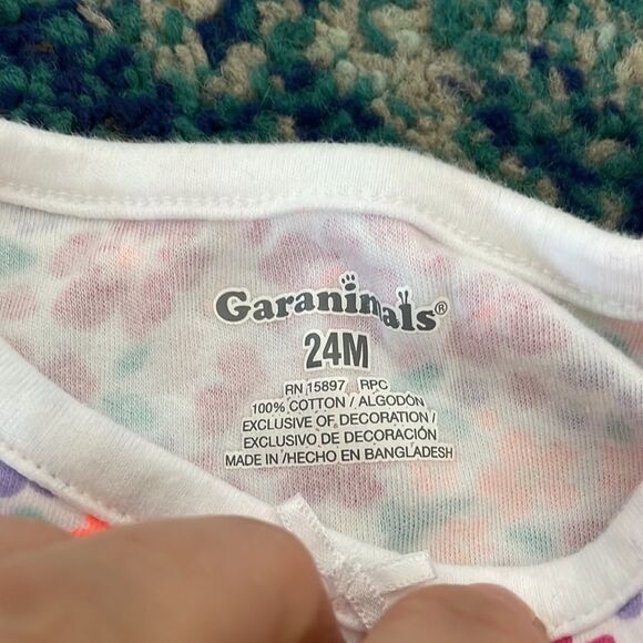 3 for $15 - bundle of 3 onesies - Picture 7 of 7